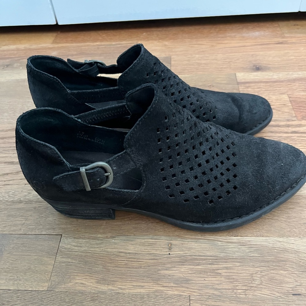 Born suede booties sz 11